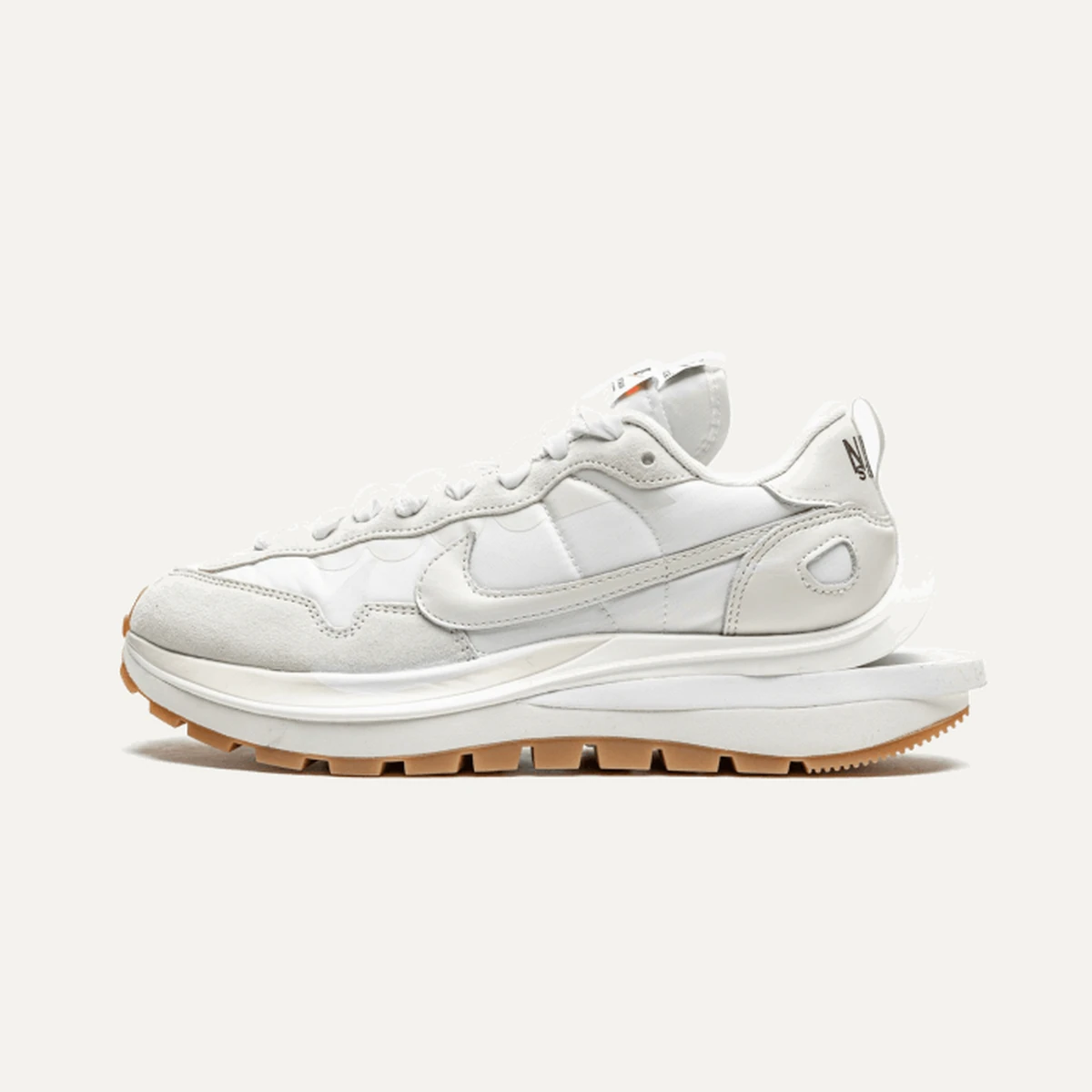 Nike Vaporwaffle Sacai Sail Gum